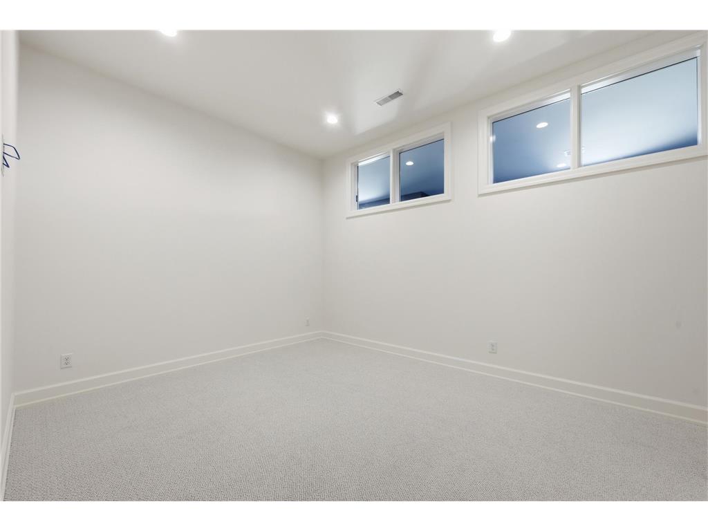 505 OAK Street N #512 Fargo ND 58102 7063494 image33