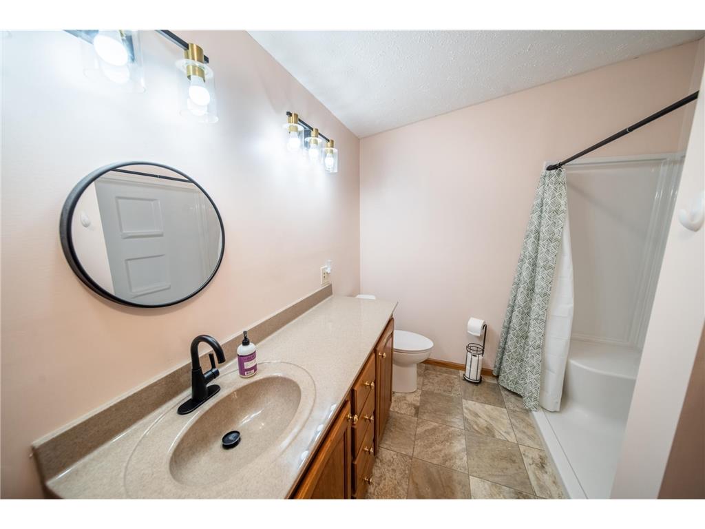 505 Peony St SE Rochester MN 55904 7061613 image22