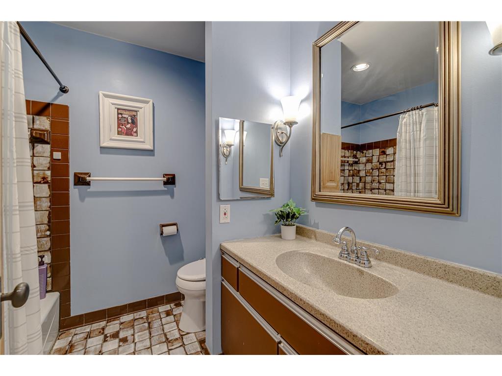 505 Selby Avenue #13 Saint Paul MN 55102 7047390 image23