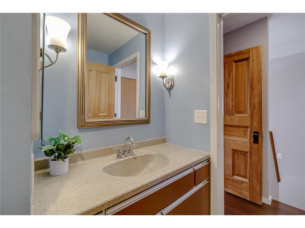 505 Selby Avenue #13 Saint Paul MN 55102 7047390 image24
