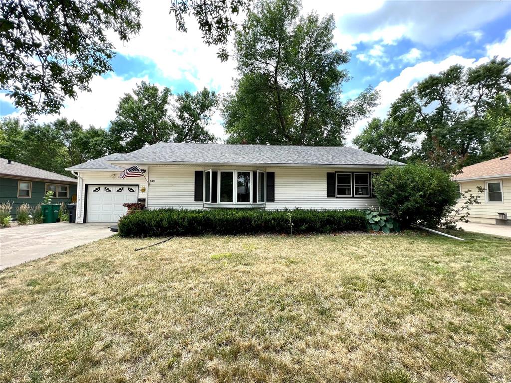 505 Southview Drive, Marshall, MN 56258 MLS 6239648 Edina Realty