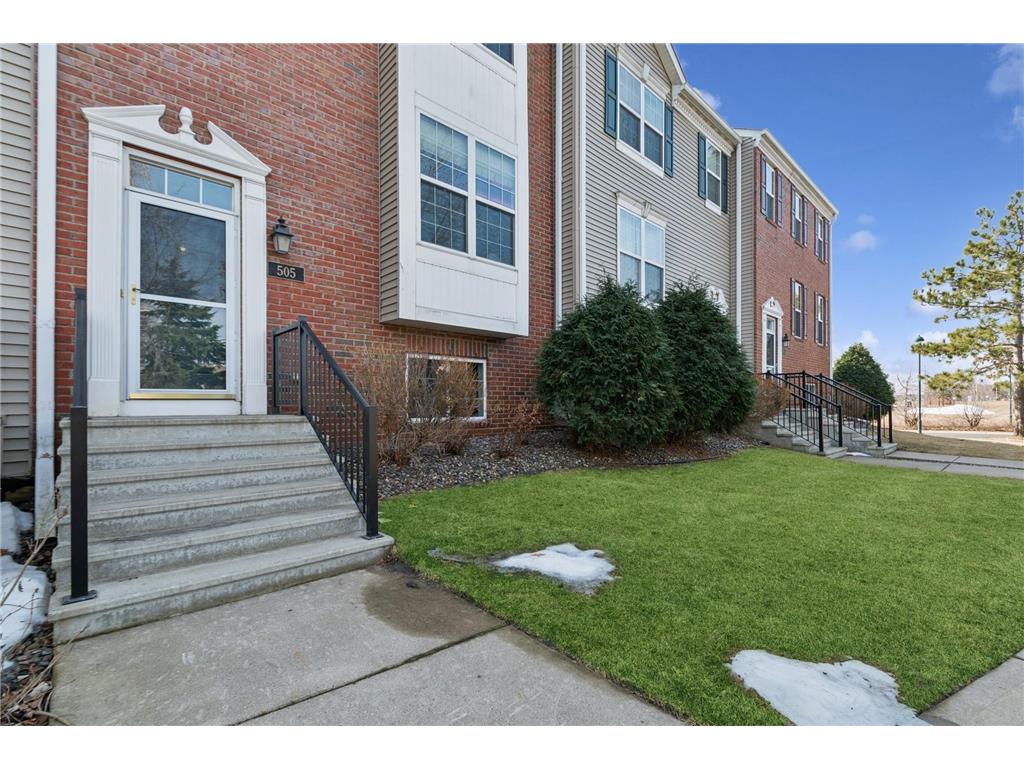 505 Village Parkway Circle Pines MN 55014 6685228 image1