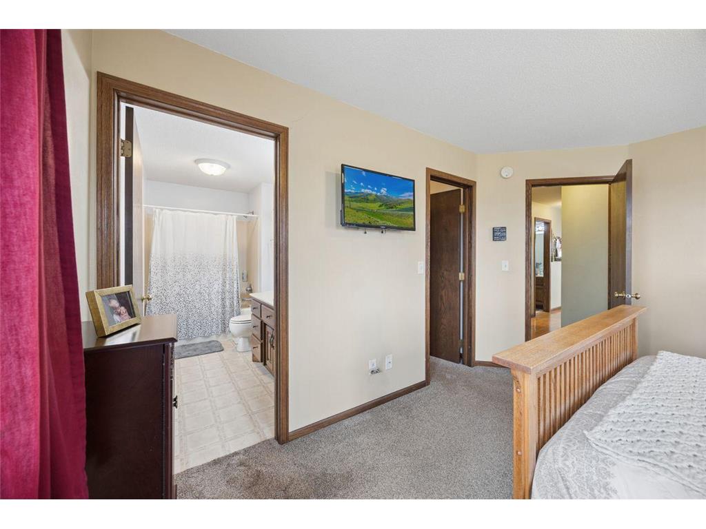 505 Walnut Avenue Upsala MN 56340 7024440 image14
