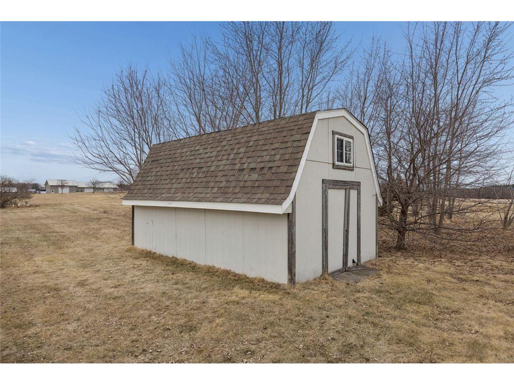 505 Walnut Avenue Upsala MN 56340 7024440 image28