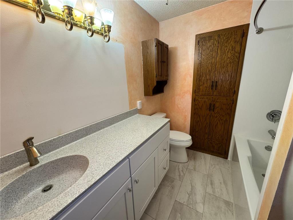 5050 147th Street W Apple Valley MN 55124 7063438 image12