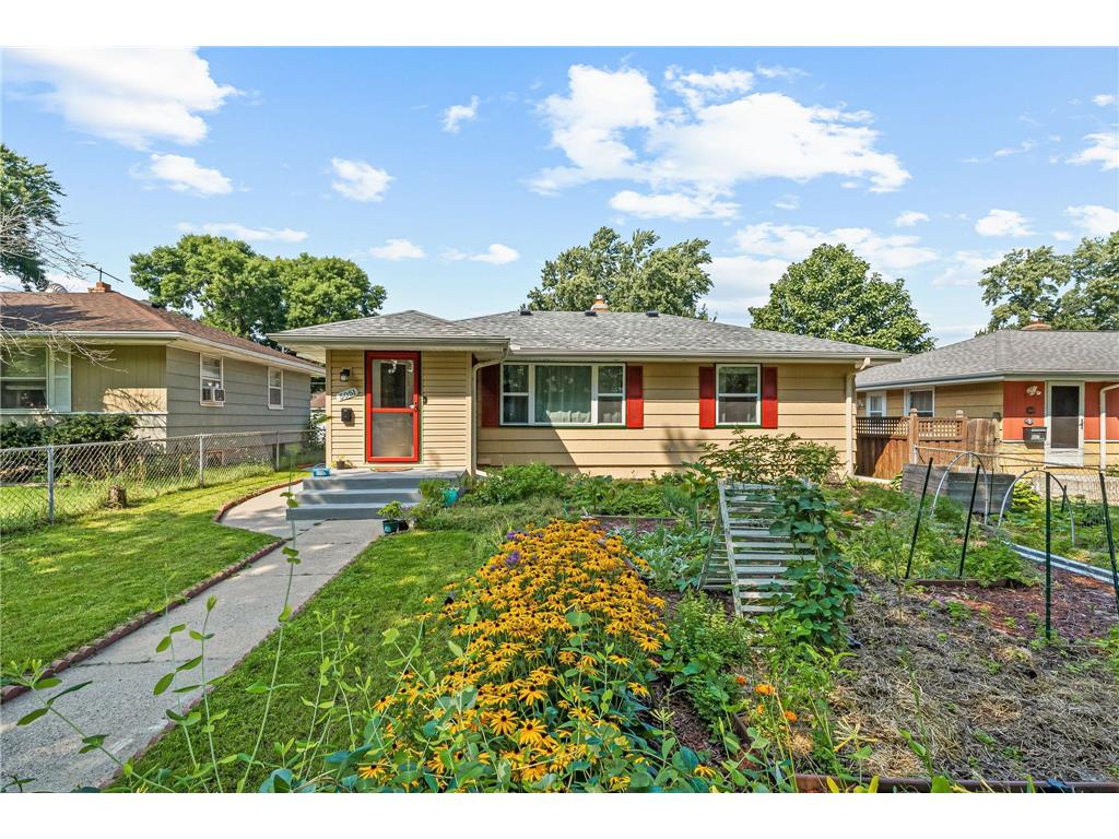 5051 Thomas Avenue N Minneapolis MN 55430 6586405 image1