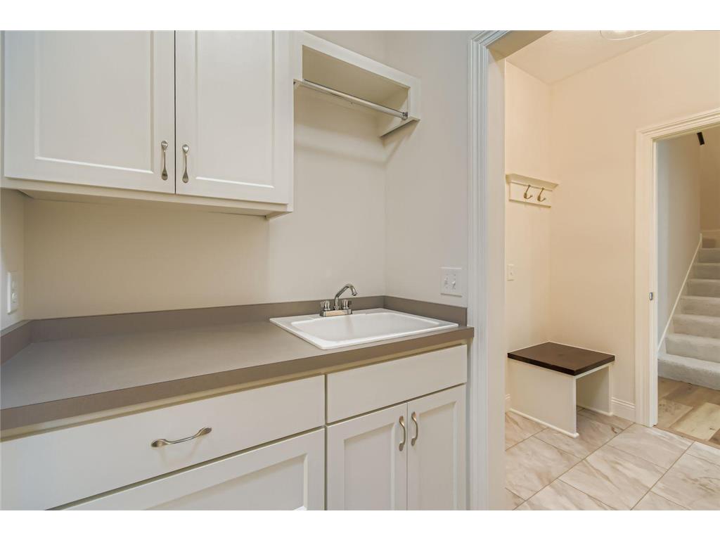 5054 Dale Ridge Road Woodbury MN 55129 7007100 image15