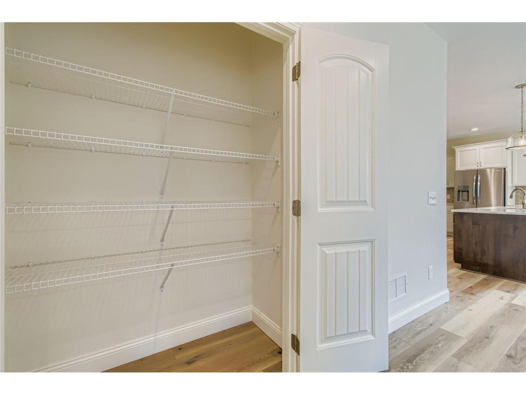 5054 Dale Ridge Road Woodbury MN 55129 7007100 image16