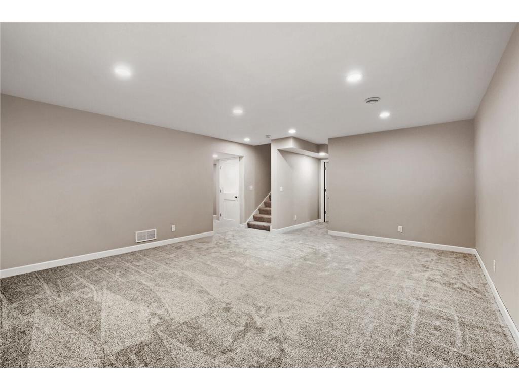 5055 Greenwood Lane Rockford MN 55373 7070000 image21