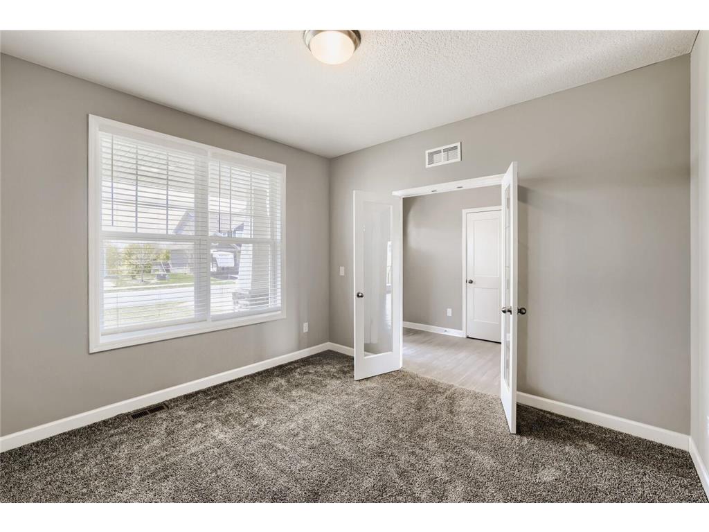 5055 Greenwood Lane Rockford MN 55373 7070000 image6