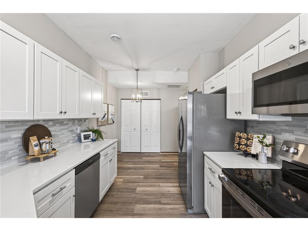 5055 Holly Lane N #4 Plymouth MN 55446 7028742 image15