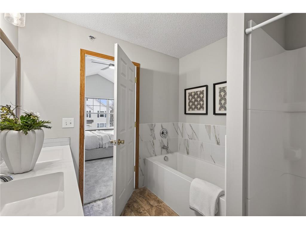 5055 Holly Lane N #4 Plymouth MN 55446 7028742 image29