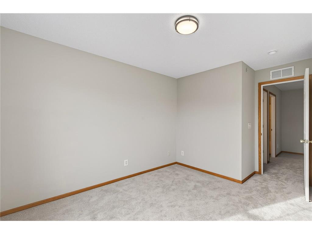 5055 Holly Lane N #4 Plymouth MN 55446 7028742 image42