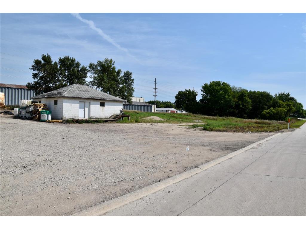 506 12th Street Sibley IA 51249 6583843 image1