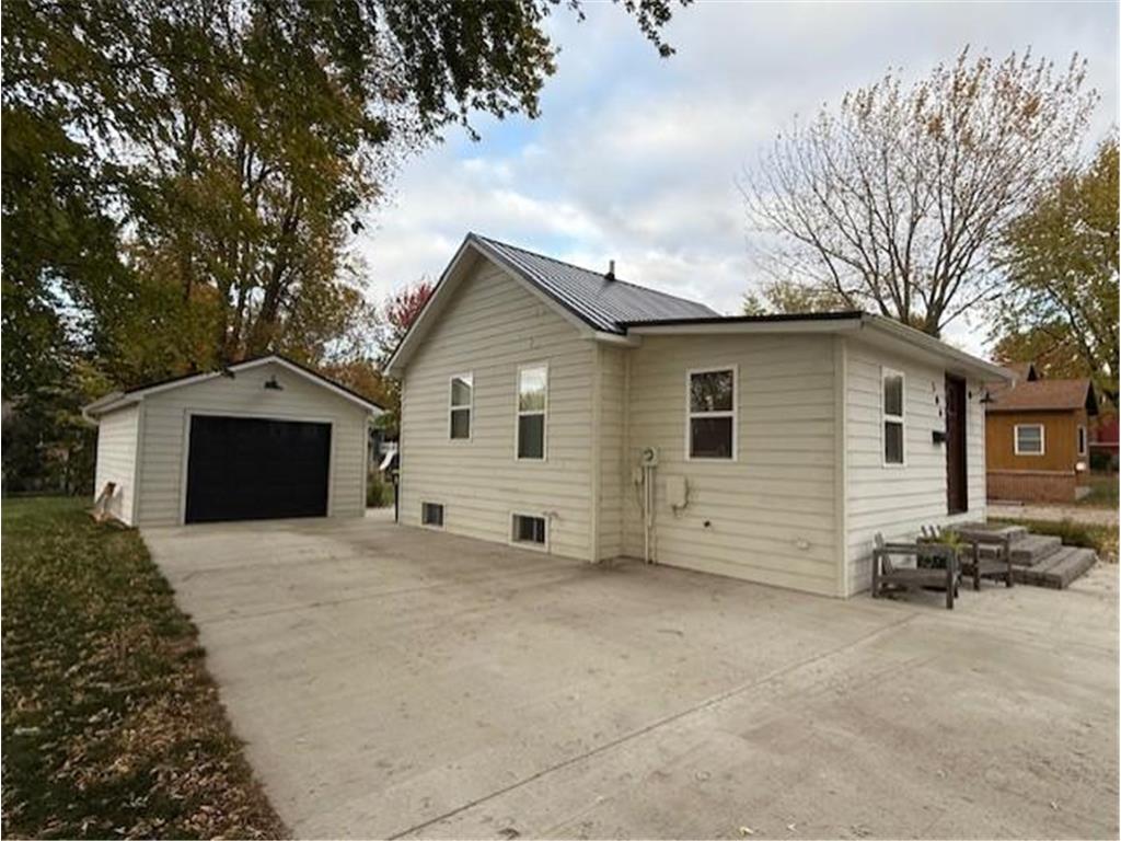 506 16th Street Windom MN 56101 6808226 image2