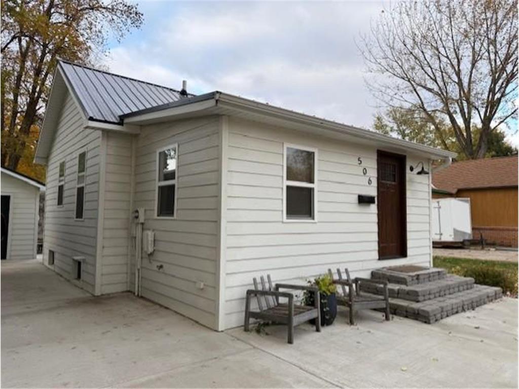 506 16th Street Windom MN 56101 6808226 image3