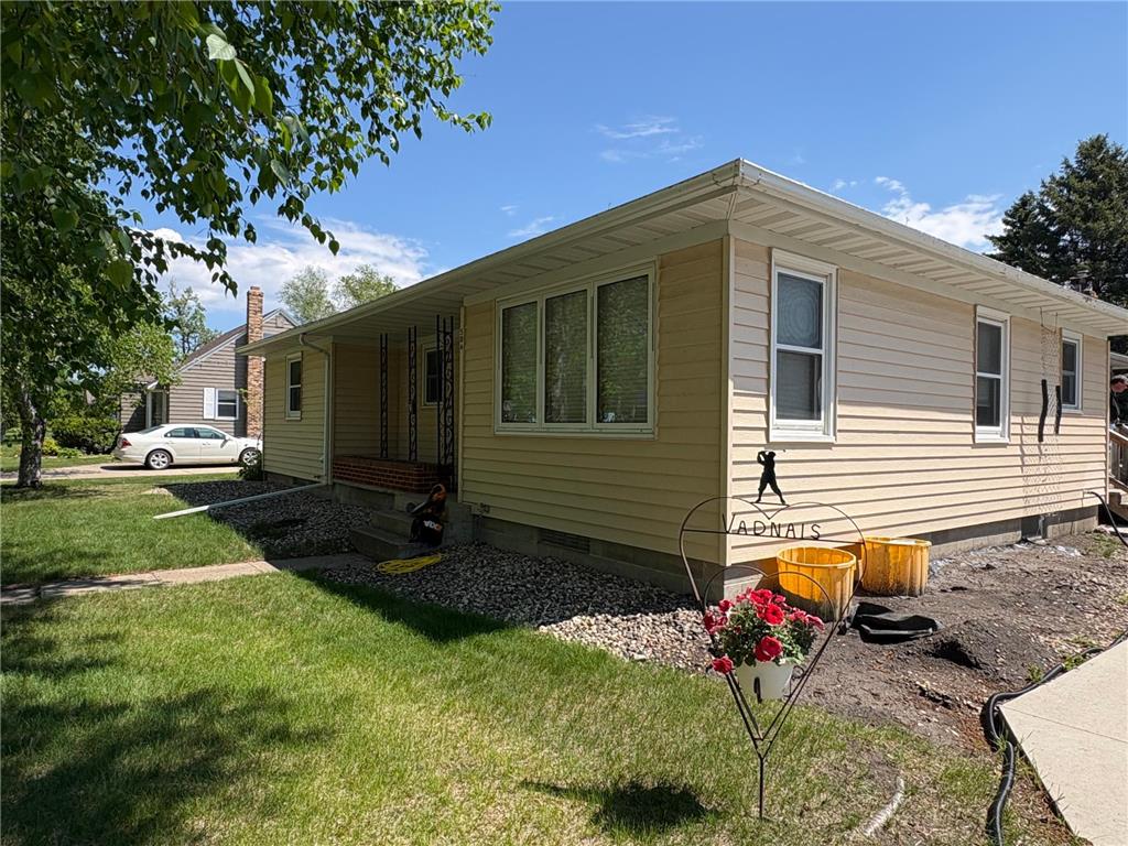 506 18th Street N Benson MN 56215 7079925 image2