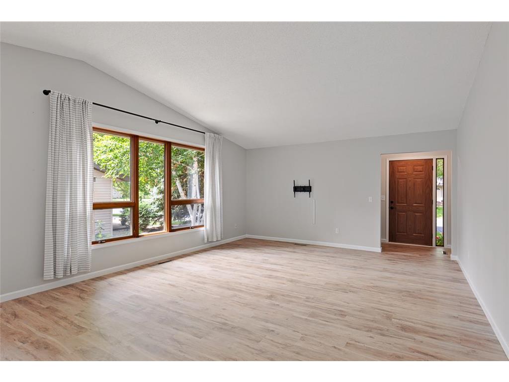 506 1st Street E Gaylord MN 55334 7108657 image3