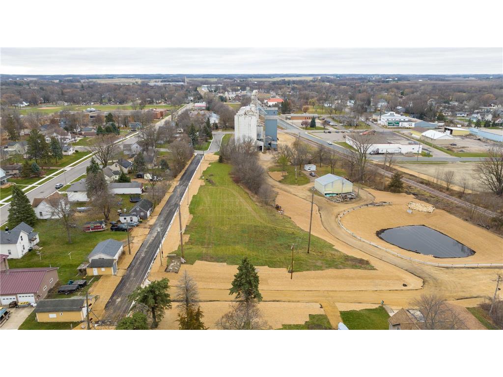 506 1st Street N Montgomery MN 56069 6519491 image1