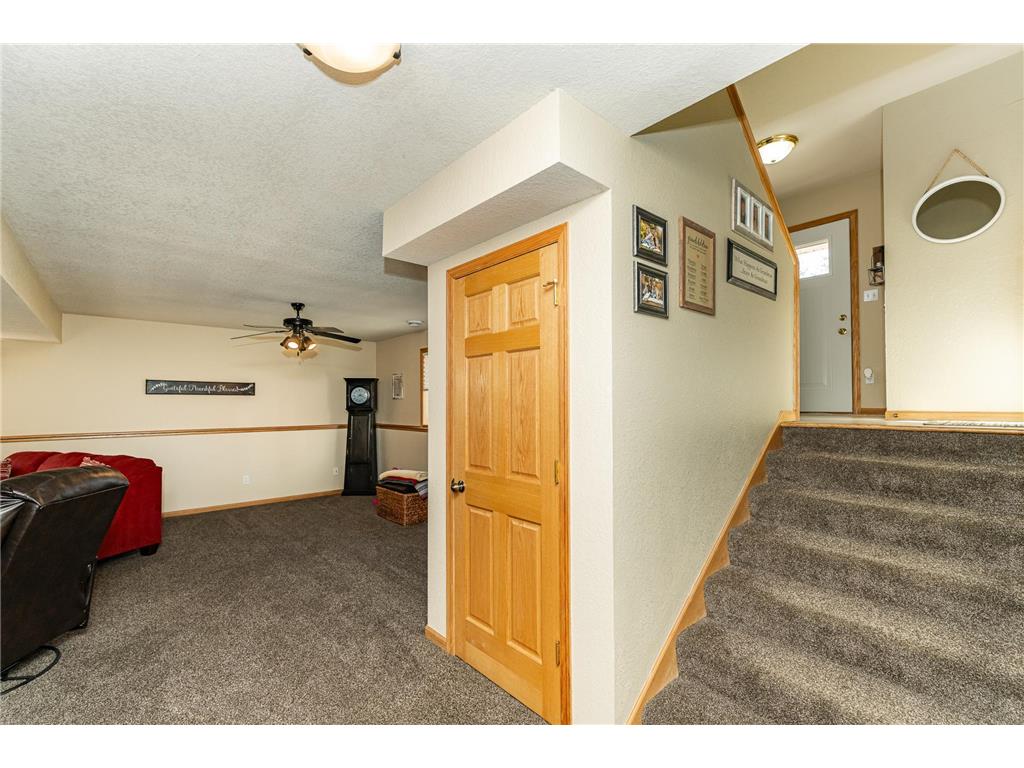 506 9th Street NW Dodge Center MN 55927 7059758 image12