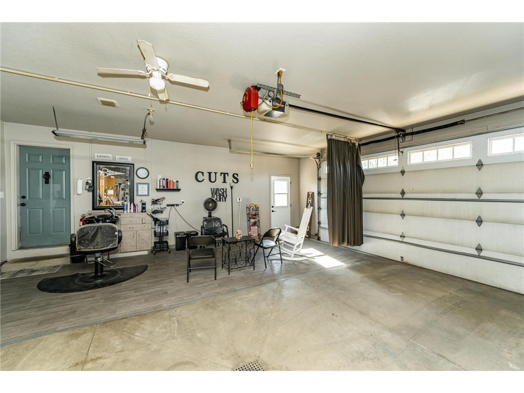 506 9th Street NW Dodge Center MN 55927 7059758 image27