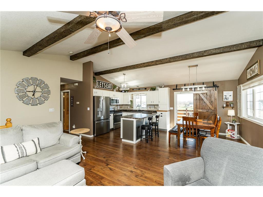 506 9th Street NW Dodge Center MN 55927 7059758 image5