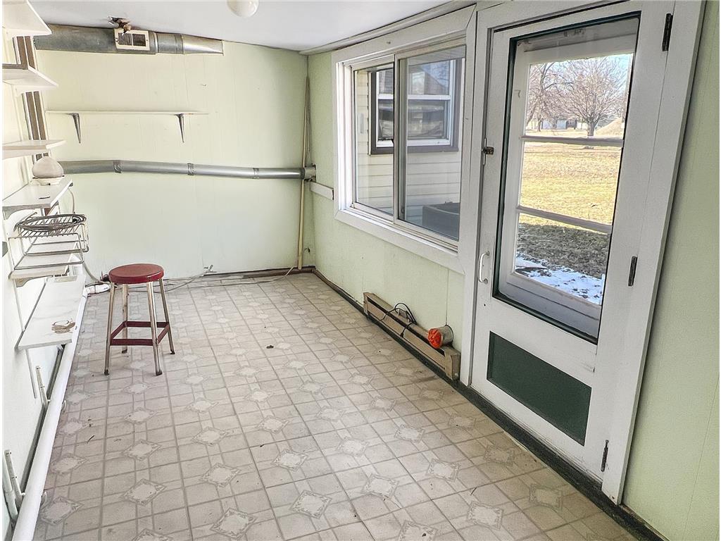 506 E 2nd Street N Truman MN 56088 7039224 image22