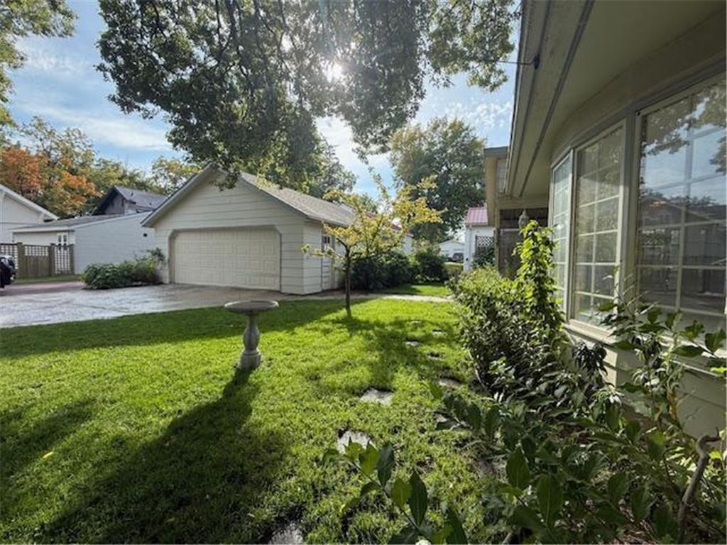 506 E 2nd Street Redwood Falls MN 56283 6788344 image10