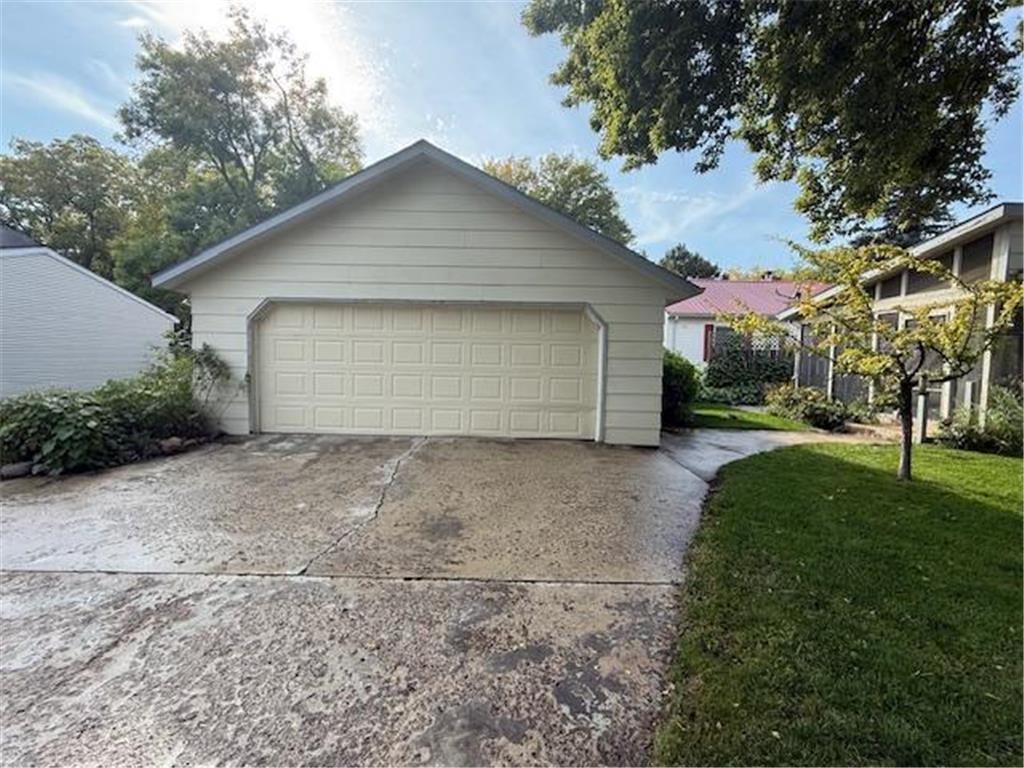 506 E 2nd Street Redwood Falls MN 56283 6788344 image5