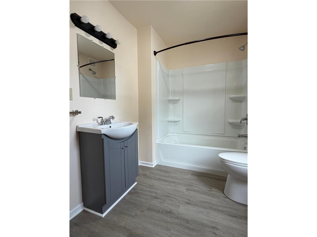 506 E Mondale Street Elmore MN 56027 7075269 image10