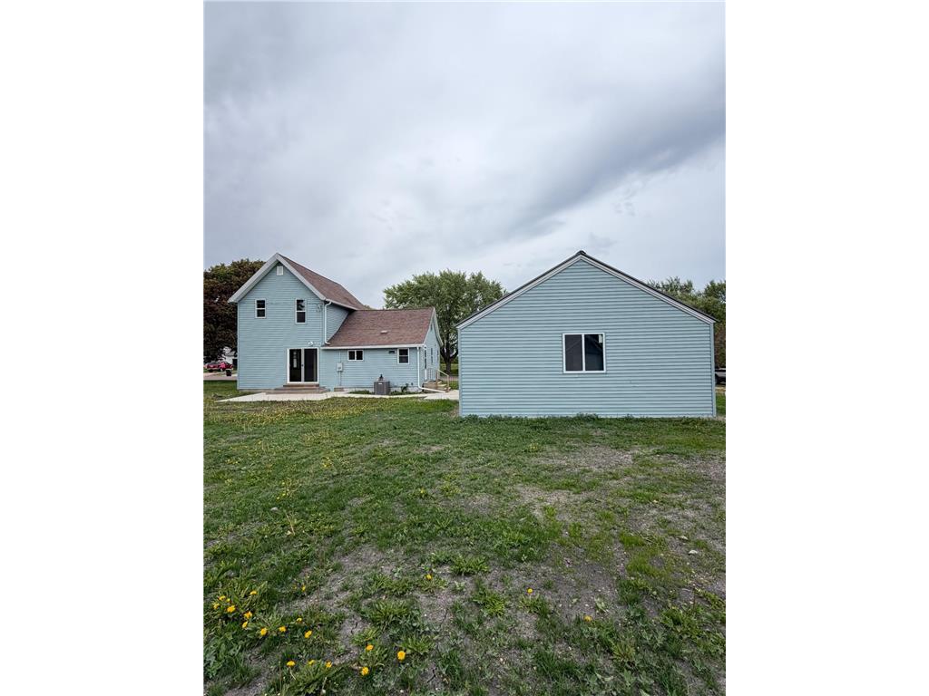 506 E Mondale Street Elmore MN 56027 7075269 image3