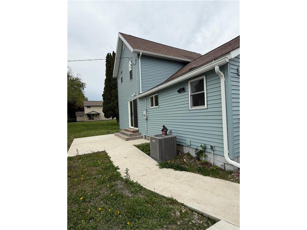 506 E Mondale Street Elmore MN 56027 7075269 image6