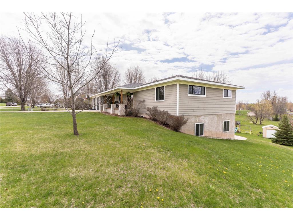 506 E Summit Street Battle Lake MN 56515 7070910 image4