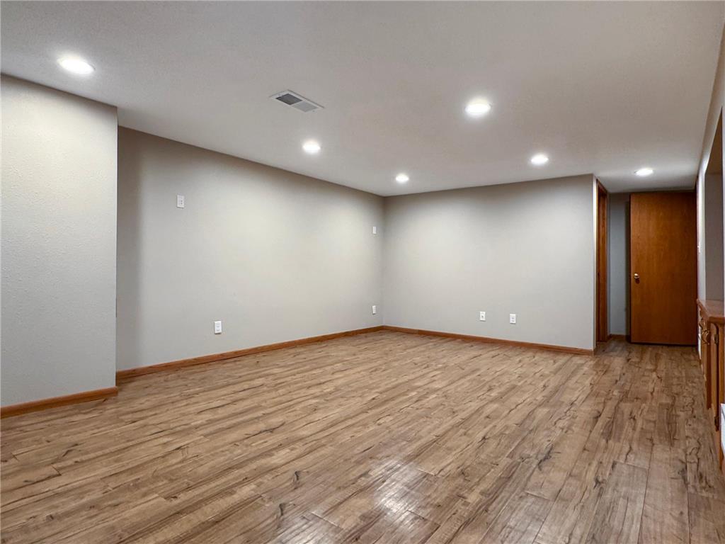 506 Elaine Avenue Marshall MN 56258 7059940 image21