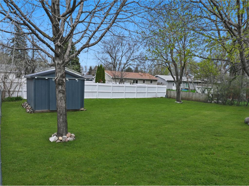506 Elaine Avenue Marshall MN 56258 7059940 image35