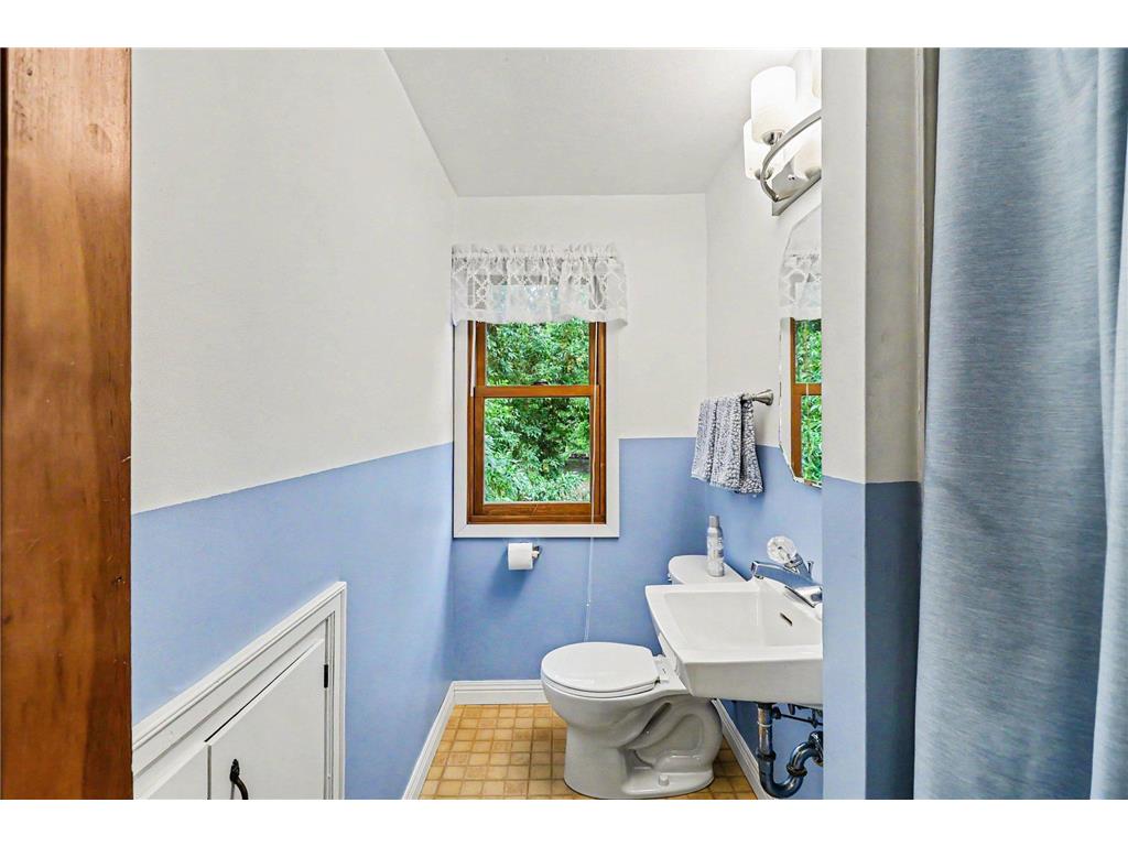 506 Elm Avenue SE Montgomery MN 56069 7106190 image25