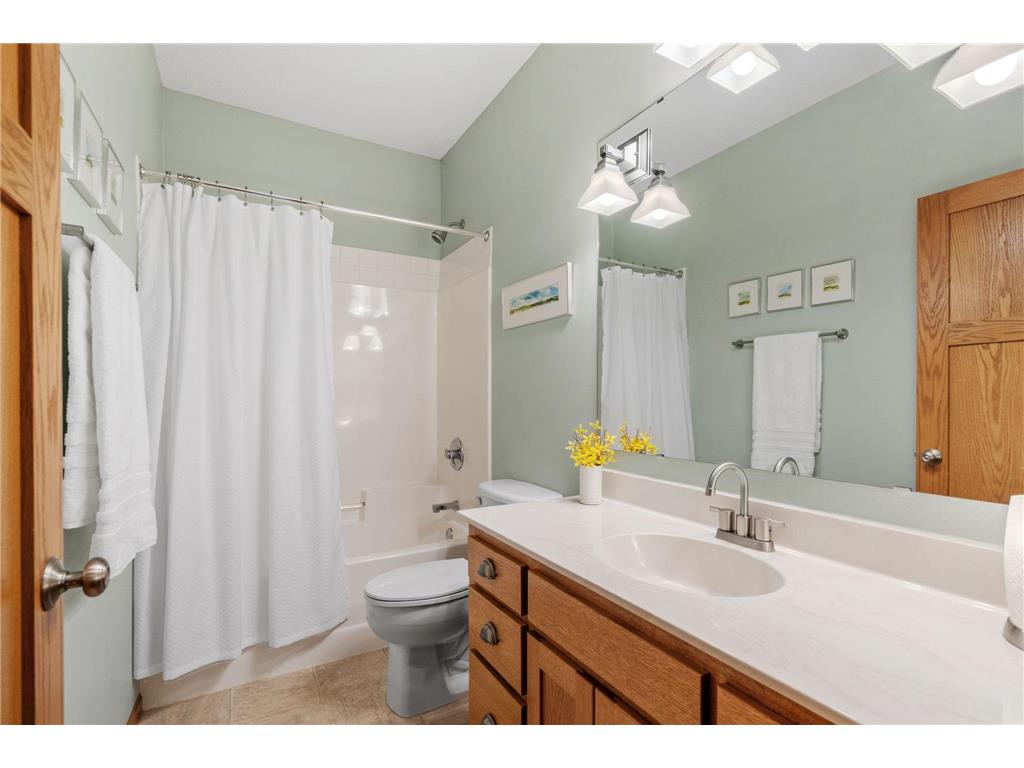 506 Graceview Loop Saint Joseph MN 56374 7059155 image19
