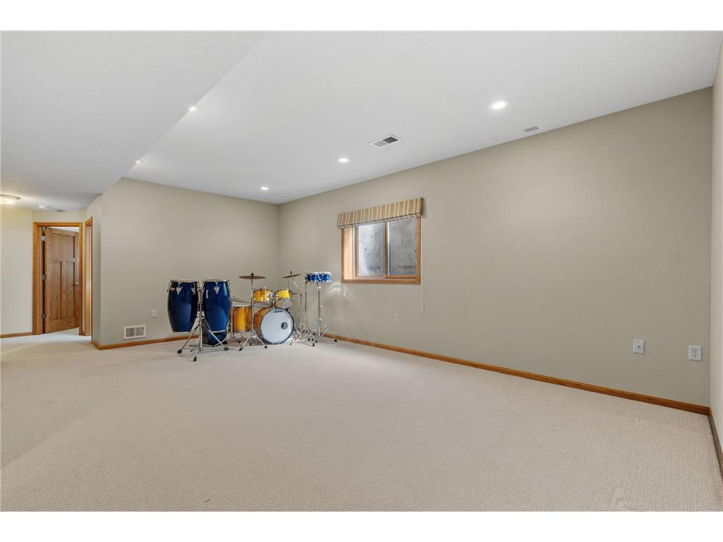 506 Graceview Loop Saint Joseph MN 56374 7059155 image25