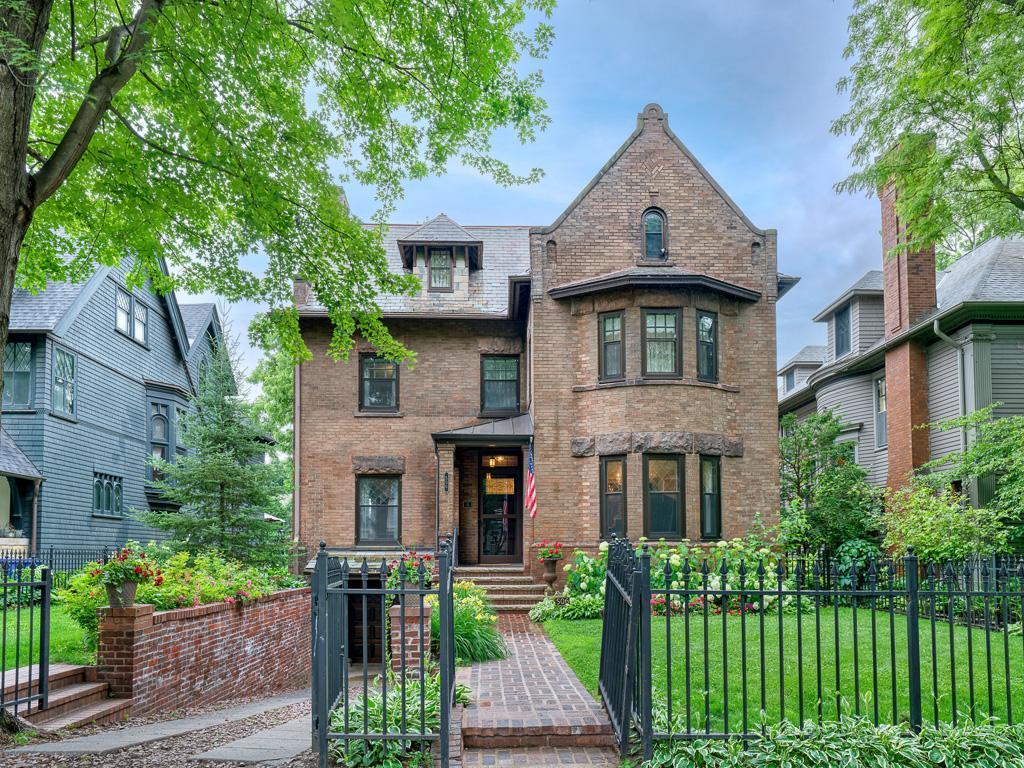 506 Grand Hill Saint Paul MN 55102 6756942 image1