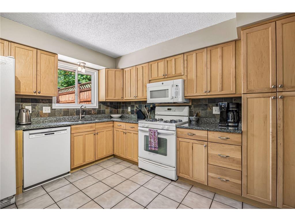 506 Laredo Lane Chanhassen MN 55317 7103705 image21