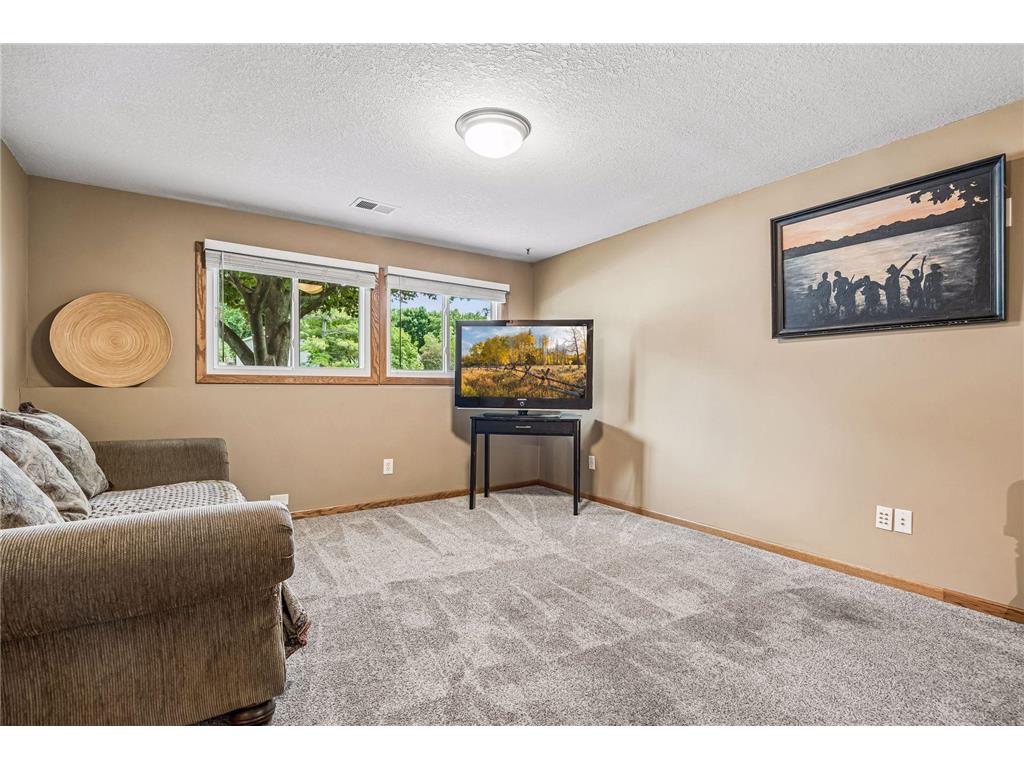 506 Laredo Lane Chanhassen MN 55317 7103705 image32