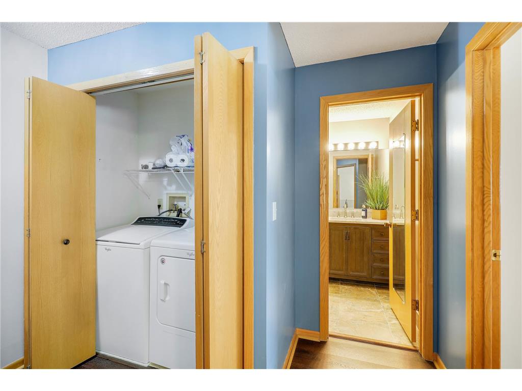 506 Lovell Avenue #6 Roseville MN 55113 7106112 image37