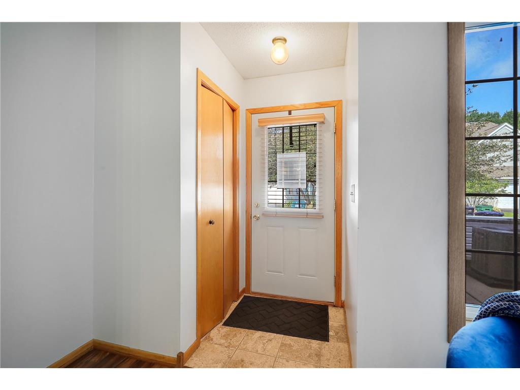 506 Lovell Avenue #6 Roseville MN 55113 7106112 image5