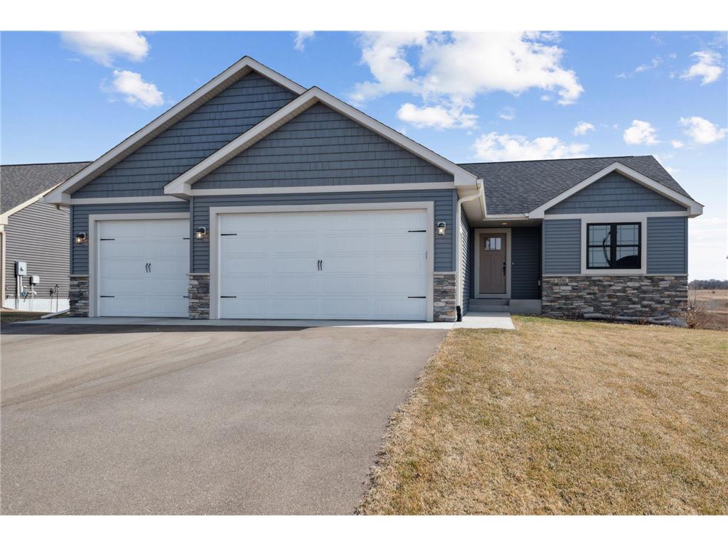 506 Prairie Road New Richmond WI 54017 6504105 image1