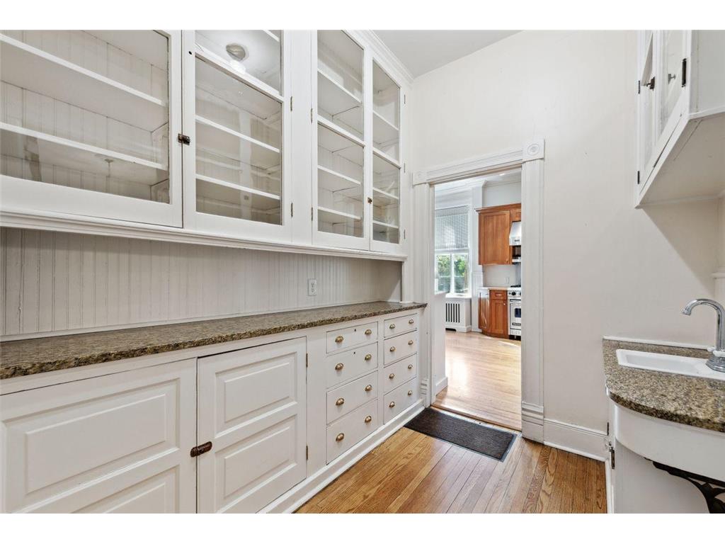 506 Summit Avenue Saint Paul MN 55102 6478136 image10