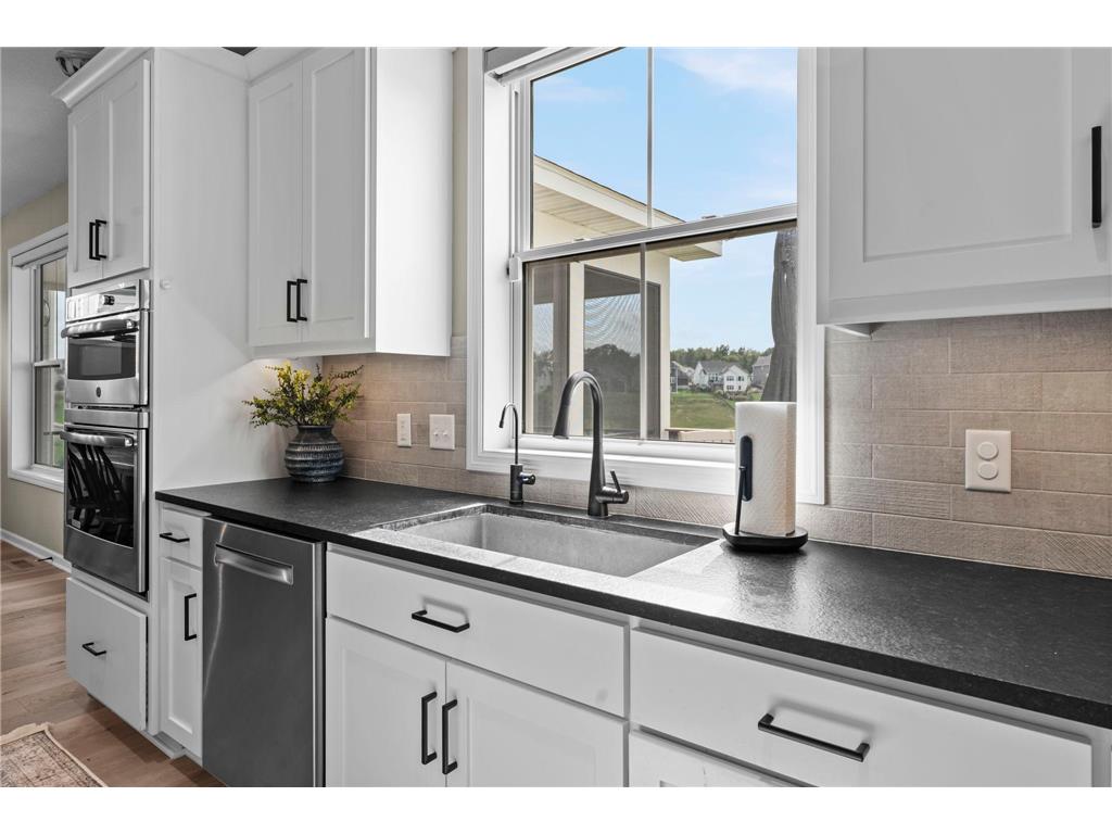 5062 Boulder Lane Chaska MN 55318 6768613 image23