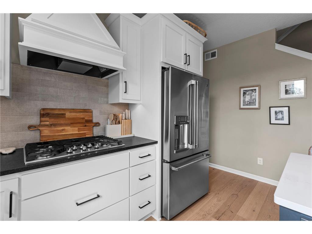 5062 Boulder Lane Chaska MN 55318 6768613 image24