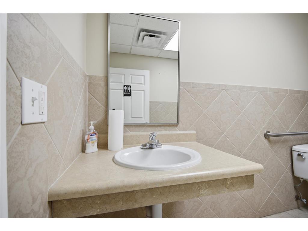 507 1st Street NW #B&C Austin MN 55912 7017737 image21