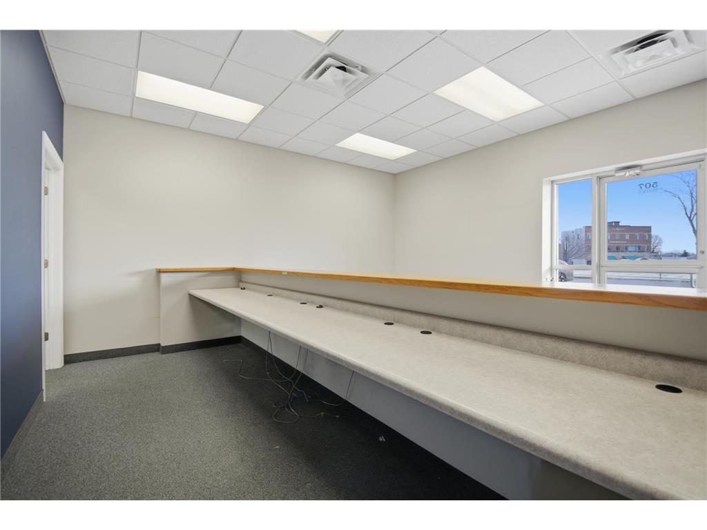 507 1st Street NW #B&C Austin MN 55912 7017737 image6