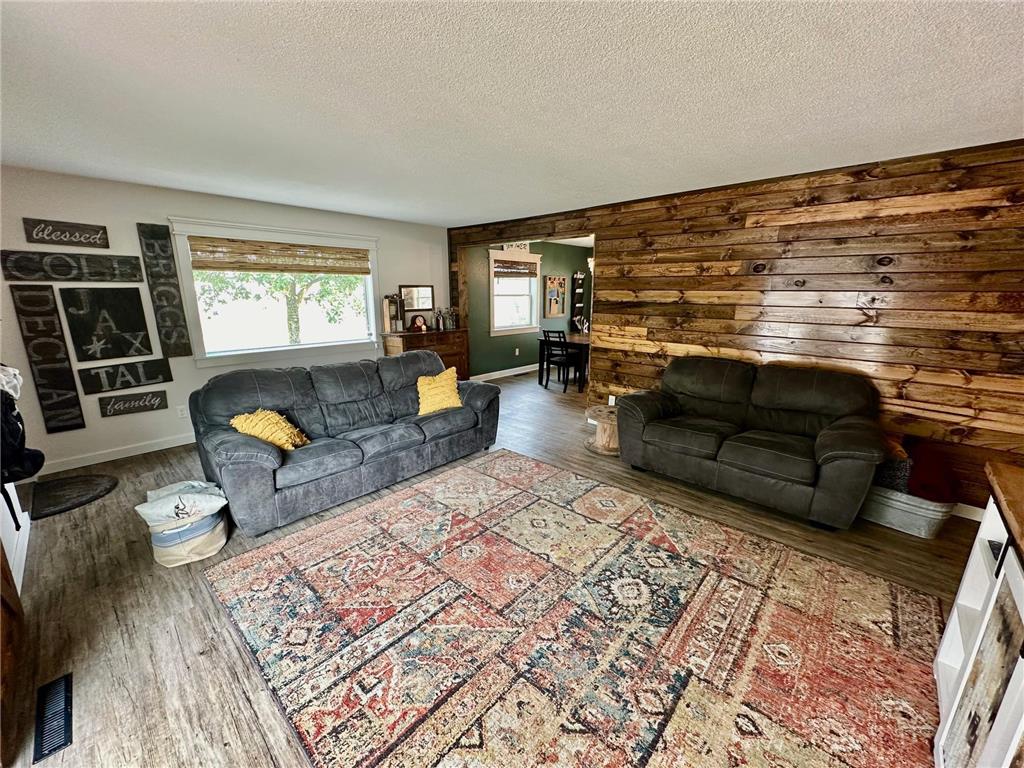 507 6th Street NE Roseau MN 56751 6753655 image9